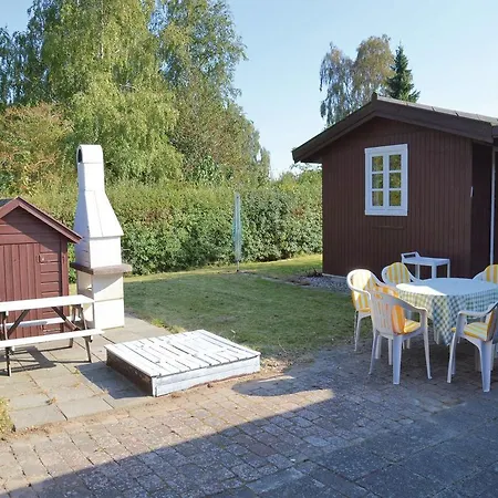 Semesterbostad Holiday With Patio 291
